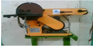 Gambar 3.1  Presision Catting Machine 