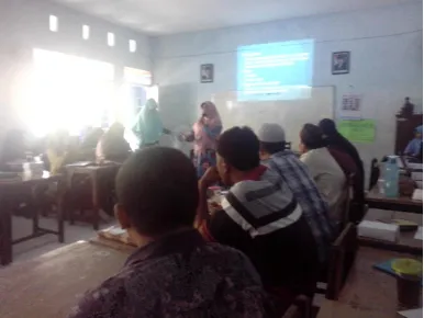 Gambar 16. Pelatihan Komunikasi Efektif oleh Bu Ririn, psikolog Sekolah Semesta, pada event Krida Guru SDIT Bina Amal