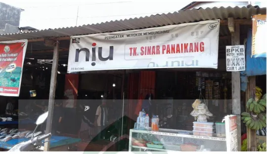 Gambar 2 : Foster iklan rokok NIU di pinggir jln Urip Sumoharjo 