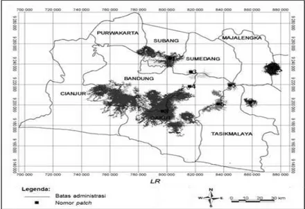 Gambar 3  Distribusi patch habitat Elang Jawa di Jawa Barat bagian selatan tahun 2002  (Sumber: Syartinilia dan Tsuyuki 2008 dengan menggunakan citra  