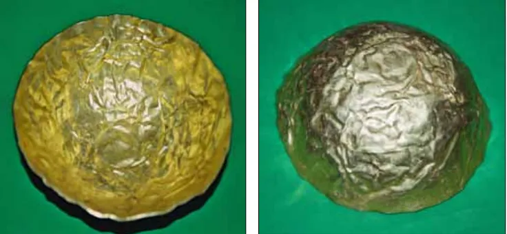 Figure 19. Inscription on the golden bowl in Museum Daerah Riau (Photograph by Daniel Perret, 2004).