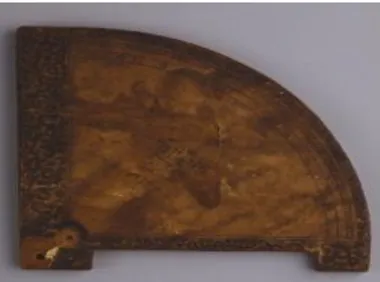 Gambar 1: Rubu Mujayyab tahun 1038 M  terbuat dari bahan kayu, kulit dan tinta. 
