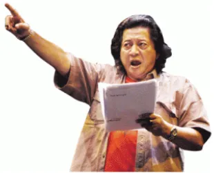 Gambar  10. Rendra, Seorang Penulis Lakon, Penyair, dan Tokoh Teater Indonesia  (sumber: indonesiasastra.com) 