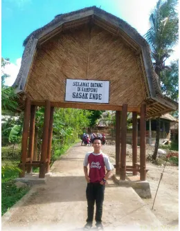 Gambar 2. Gapura selamat datang  Kampung Adat Sasak (dok.pen)