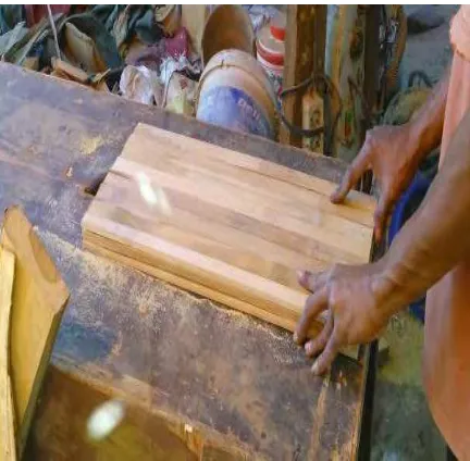 Gambar 3.20 Balok Hasil Pemotongan Dari Papan Bambu Laminasi 