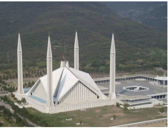 Gambar 2.6. Tampak depan Masjid Shah Faisal 