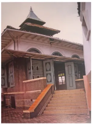 Gambar 5  Masjid dengan atap tumpang (Sumber:Istimewa). 