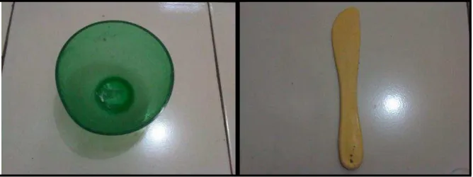 Gambar 5. Rubber bowl (kiri) dan spatula (kanan) 