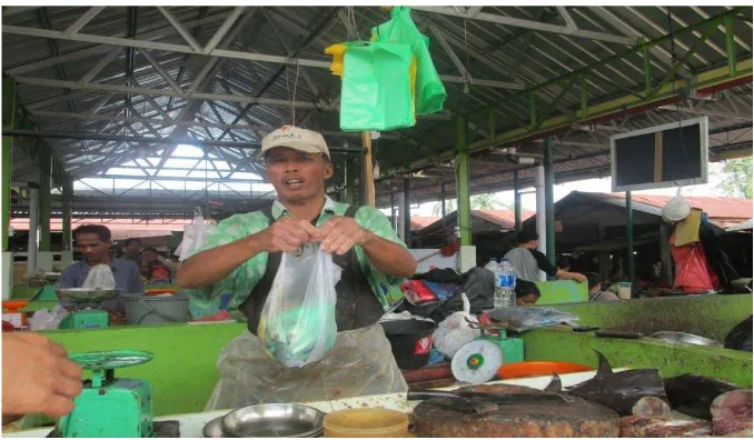 Gambar 7. Foto Pedagang Sayur Etnis Batak di Pasar Simalingkar 