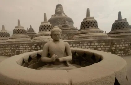 Figure 1. Borobudur temple covered by volcanic ash in Merapi eruption 2010 (Source: Borobudur Conservation Center) 