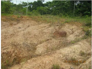 Gambar 6. Rumah sebagian warga di pinggirsungai untuk kebutuhan MCK