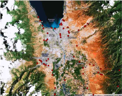 Gambar 1. Persebaran plot pengambilan contoh (titik berwarna merah) pada daerah urban di Palu Sulawesi  Tengah yang mencakup berbagai kondisi habitat hingga perbedaan ketinggian.