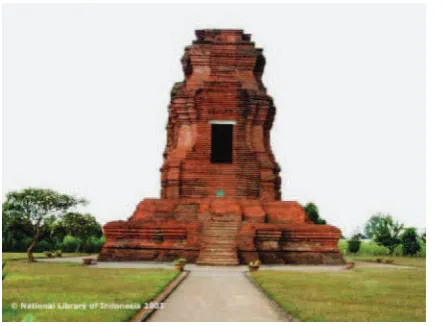 Gambar 7.9 Candi Brahu