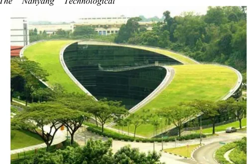 Gambar 10.  Teknologi bumbung hijau di The Nanyang Technological University of Singapore (Bari 2011)