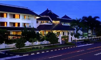 Gambar 1.1 Hotel Santika Premiere Yogyakarta 
