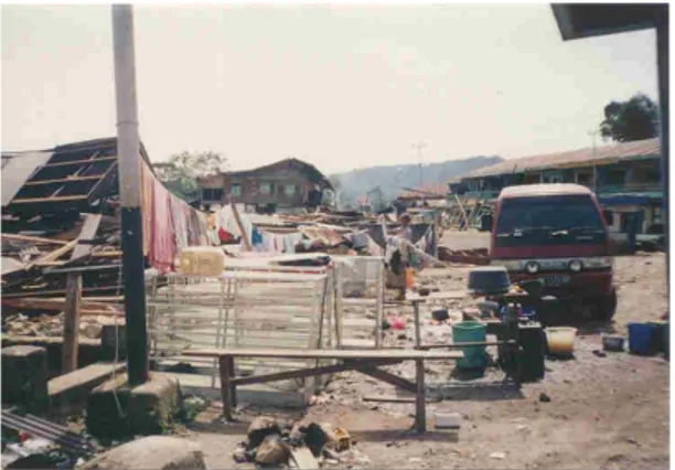 Gambar 3.  Episenter gempa tahun 1990-2004  di  Provinsi  Lampung  dan  sekitarnya  (sumber  :  USGS) 