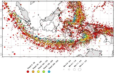 Gambar 1.  Data episenter gempa utama di Indonesia dan sekitarnya untuk magnituda M ≥ 5.0 yang dikumpulkan dari berbagai sumber dalam rentang waktu tahun 1900-2009