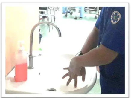 Gambar 4.6. Petugas menggunakan Hand wash Sumber : Data Primer, 2018 
