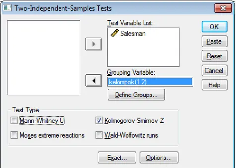 Gambar 4.9 Tampilan Kotak dialog pada Two independent samples    Selanjutnya klik variabel sales, kemudian masukkan dalam Test Variable List 