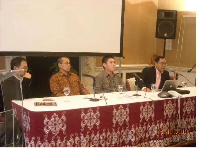 Gambar 7. Pembicara Panel II dengan tema: “Leadership – Leadership Model in Answering the Multidimension Crisis in Indonesia.” 