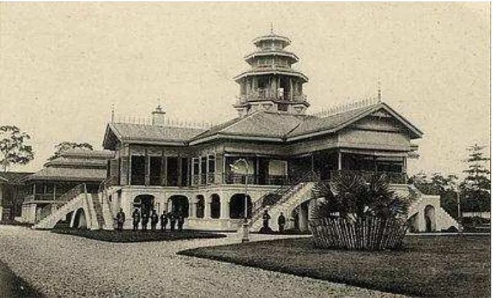Gambar 2.2 Istana Darussalam Kota Baru yang didirikan oleh Sultan Langkat 
