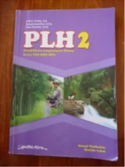Gambar  4.  Contoh  buku  tentang  PLH  yang  terdapat  di  Perpustakaan SMPN 4 Kota Jambi 