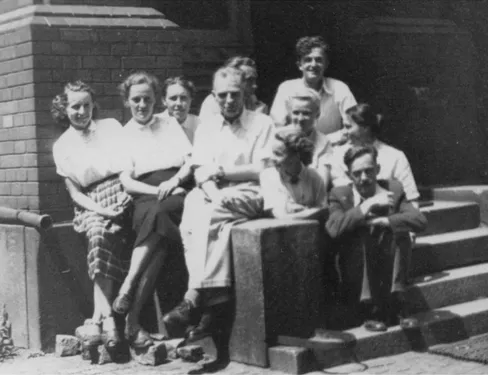Fig. 2. Students and assistants of the Department of Plant Anatomy and Cytology of Wrocław University on the turn of  the forties of the 20 century