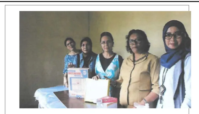 Gambar 3.4. Penyerahan bantuan 