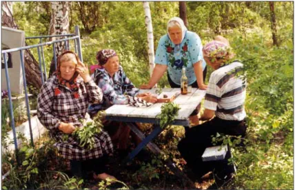 Foto 1. Suvistepüha Rosentali külakalmistul. Anu Korbi foto 1999.