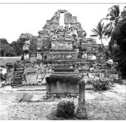 Gambar 2.2. Candi Borobudur 