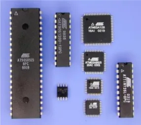 Gambar 2.1 Bentuk IC Mikrokontroler