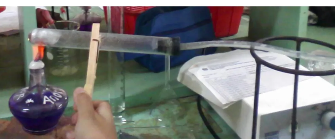 Gambar 1 : proses pemanasan Kapas kaca basah + Kapas kaca kering +  0.02 gram serbuk seng + Kapas kaca kering 