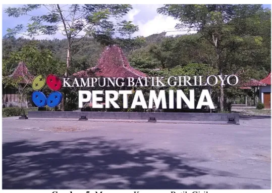 Gambar 5: Monumen Kampung Batik Giriloyo  (Sumber: Dokumentasi Dwi Nikasari, Mei 2017 ) 