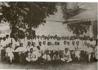 Gambar  3.4  Panitia  dan  anggota  kongres  Pemuda  Indonesia  ke  2,  28  Oktober  1928  di  Gedung  Indonesische  Club  Gebouw  jl  Kramat  Raya  106  Jakarta
