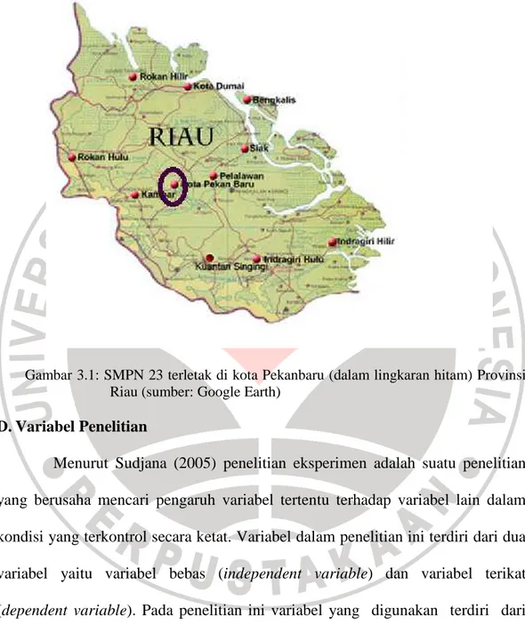 Gambar 3.1: SMPN 23 terletak di kota Pekanbaru (dalam lingkaran hitam) Provinsi  Riau (sumber: Google Earth) 