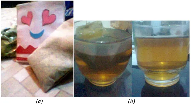 Gambar (a) Foto teh daun kelor dalam kemasan. Gambar (b) Foto seduhan teh daun kelor