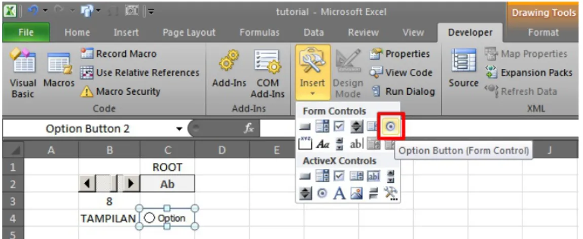 Gambar 2.8. Memilih Form Control option button dan menempatkannya dalam sel C4.