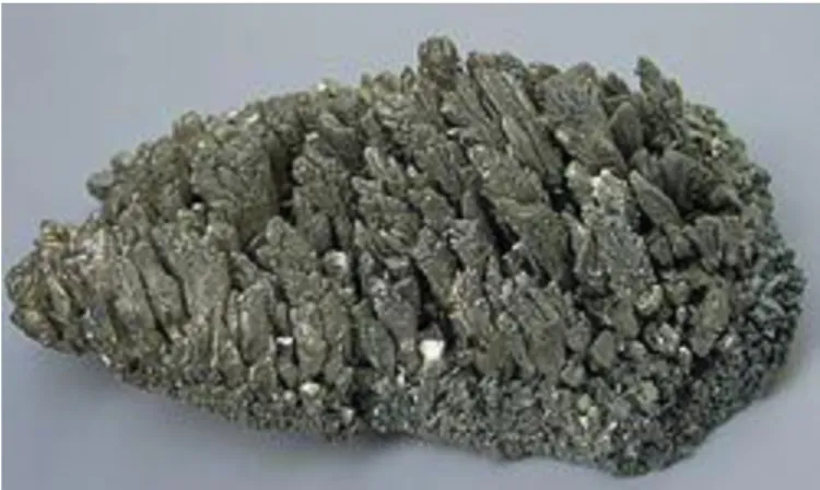 Gambar 1. Magnesium murni ( Sumber :  Anonim, 2013) 