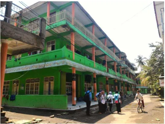 Gambar 4.8 Dinding berwarna terang 