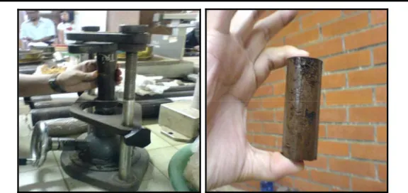 Gambar 9.15. Proses pengeluaran sampel uji dari silinder uji (kiri) dan  sampel uji yang telah jadi (kanan)