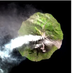 Gambar 2. Kejadian erupsi G.Sangeangapi di Nusa  Tenggara Timur yang terekam oleh satelit Landsat-8  tanggal 1 Juni 2014