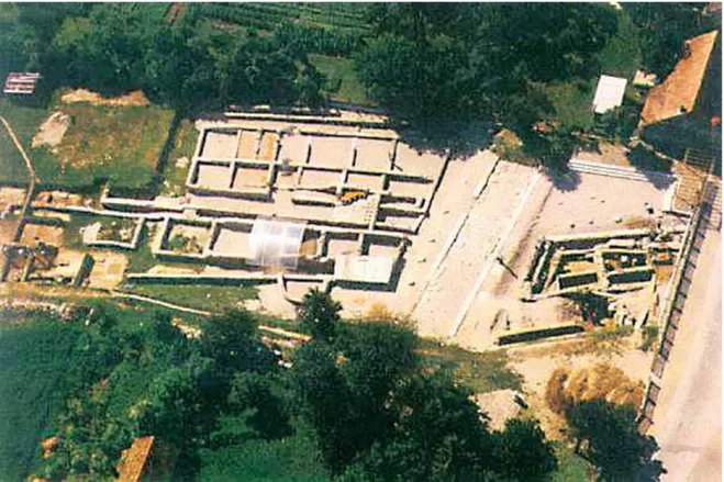 Fig. 2 Andautonia - remains of  baths and architecture