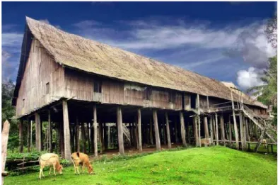 Gambar 1.2 Rumah Betang