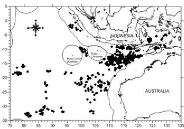 Gambar 1. Peta daerah penelitian. (Keterangan: bulatan hitam menunjukkan lokasi penangkapan ikan pedang sedangkan garis tipis di luar batas negara merupakan Zona Ekonomi Esklusif (ZEE)).