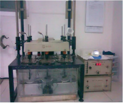 Gambar 4. Alat uji disolusi di PT. Kimia Farma (Persero) Tbk. Plant Medan 