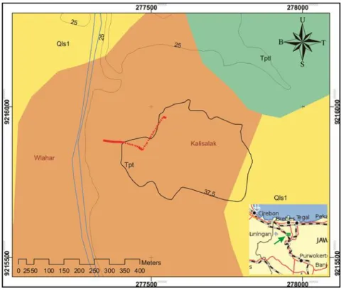 Gambar 1. Lokasi penelitian (kotak hijau pada peta Jawa Tengah) dan jalur pengukuran stratigrafi  terukur (garis berwarna merah) yang terletak di daerah Kalisalak, Kecamatan Margasari, Kabupaten  Tegal, Provinsi Jawa Tengah