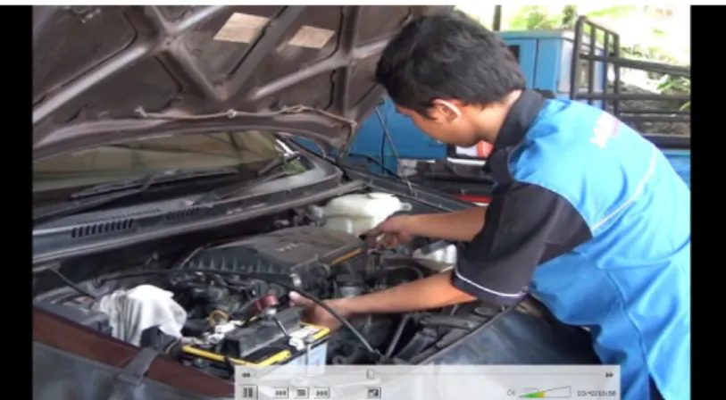 Gambar 3. Video  service engine dan komponen-komponennya (engine tune-up EFI)