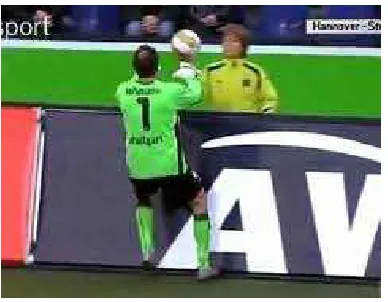 Gambar 4. Ballboy (Sumber: http://t0.gstatic.com)  