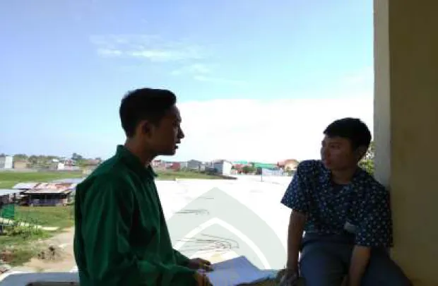 Gambar  1.2  Wawancara  dengan  salah  satu  pengurus  OSIS  Madrasah  Aliyah  Pesantren Madani Pao-Pao Kabupaten Gowa, Fauzan
