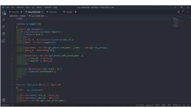 Gambar  2.7 Contoh  Kode PHP 